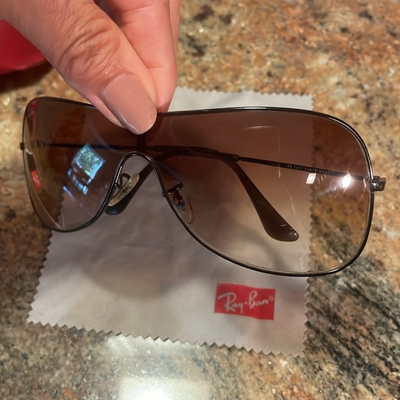 Ray ban sunglasses - Picture 11 of 11